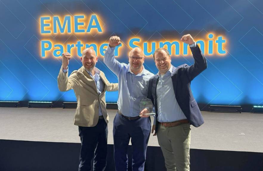 Directie team Enginia tijdens uitreiking Siemens Award Partner of the year 2025